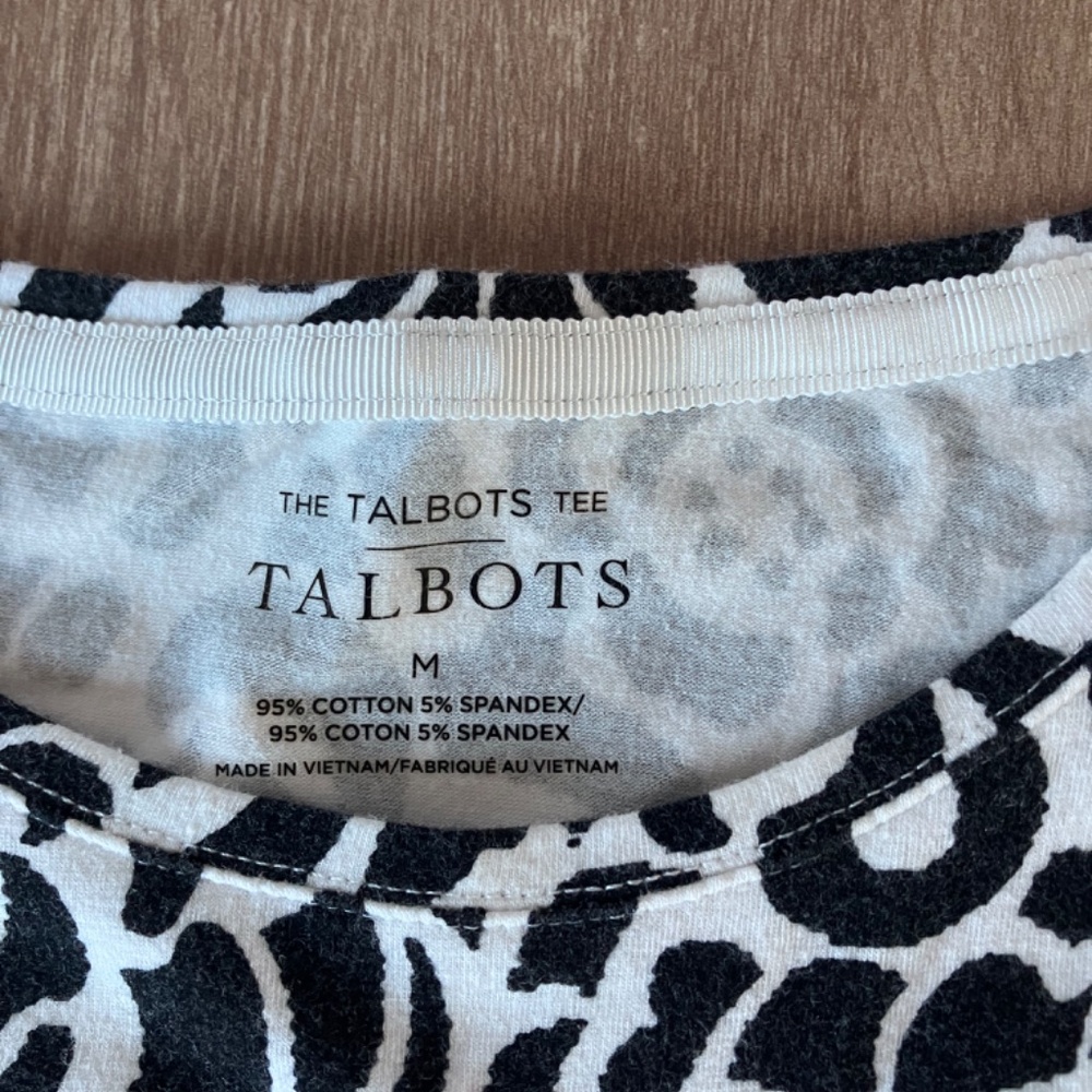 Talbots black and white floral top - Picture 6 of 6